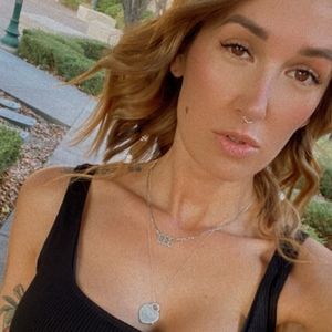 Meet your Posher, Marie